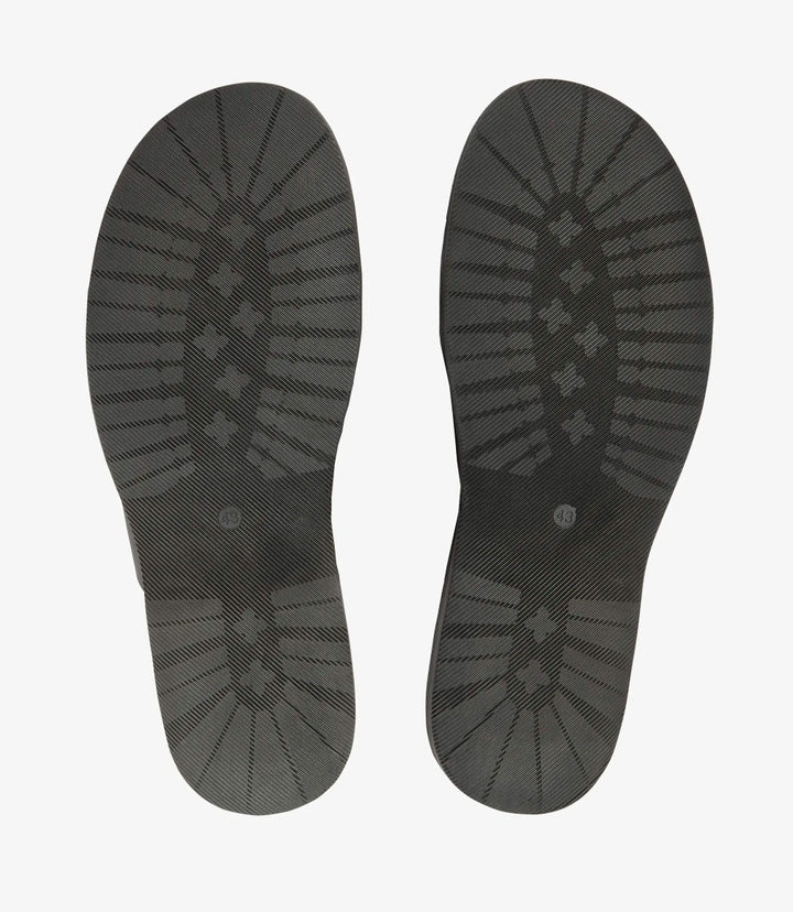 LOAKE GOZO BLACK SLIP ON RUBBER SOLE F-MEDIUM